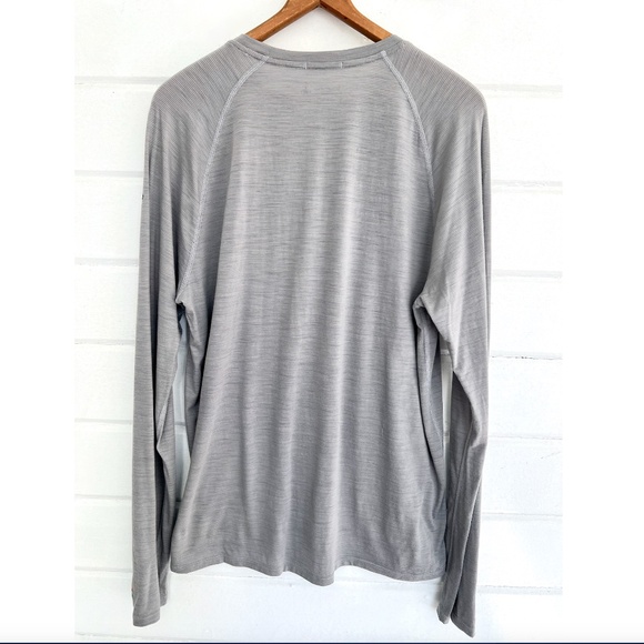 SMARTWOOL Merino 150 Crew Neck Base Layer in Light Gray - L - Picture 5 of 8